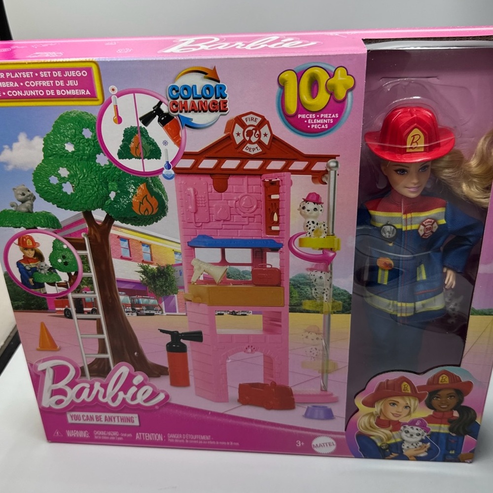 Barbie Career - Firefighter, playset with doll and fire station NEW